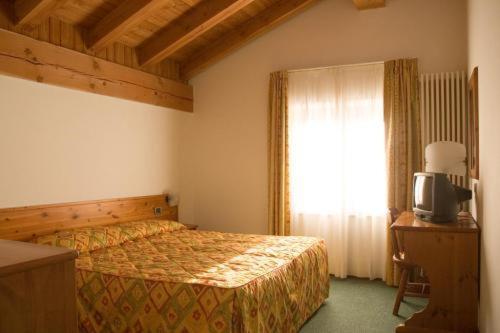 Hotel Beau Site Brusson Quarto foto